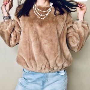Philosophy Tan Teddy faux fur lined plush pullover. So soft & cozy. NWOT🔥